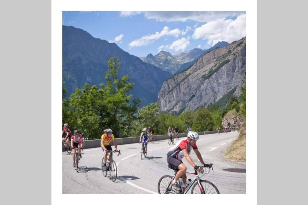 L'Edelweis Apartman Le Bourg-dʼOisans Kültér fotó